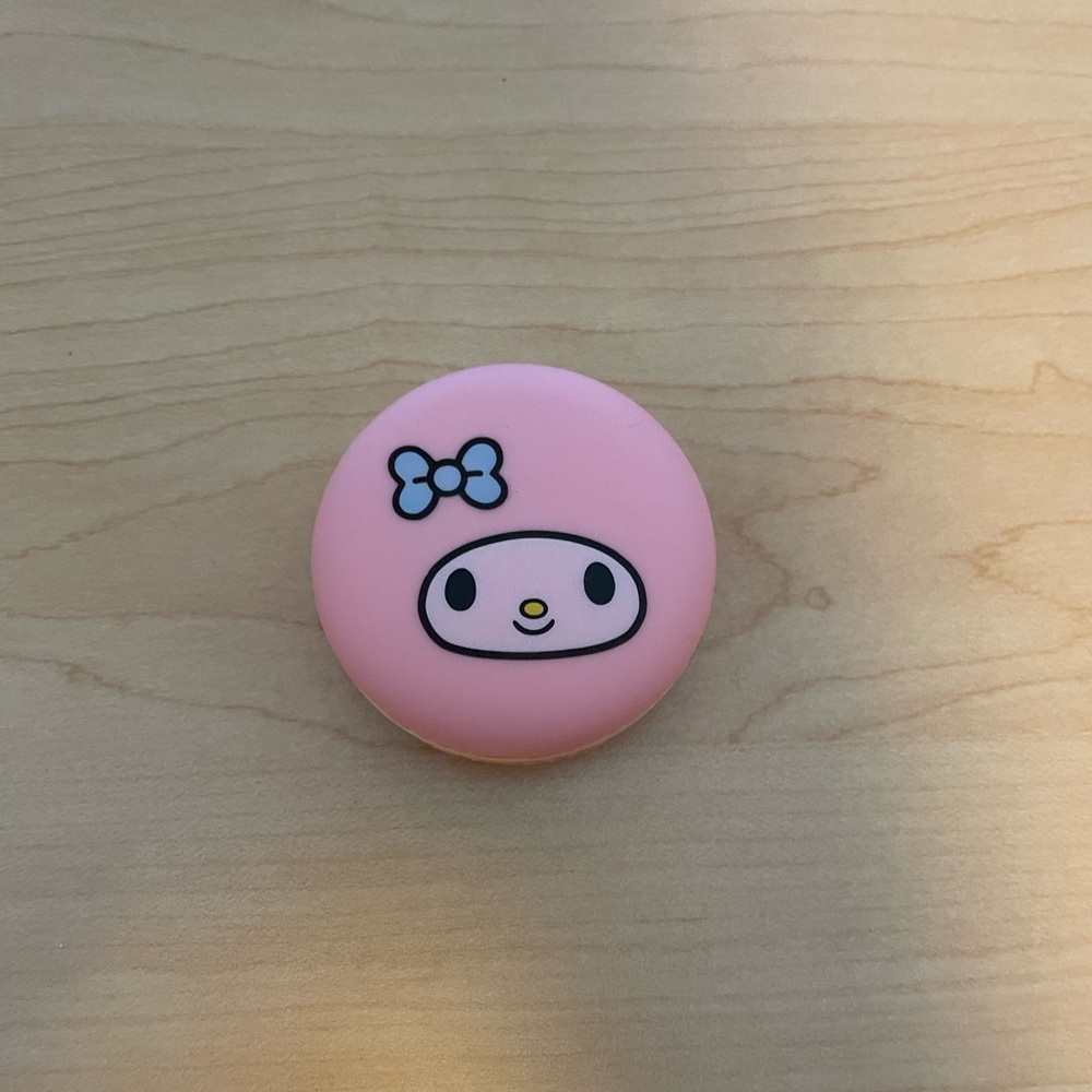 the crème shop x my melody macaroon lip balm!!